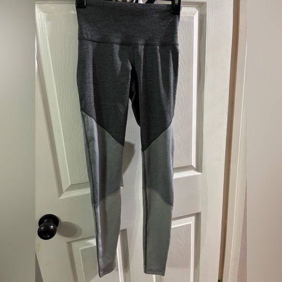 Old Navy Pants - Old Navy Women’s XS Athletic Leggings